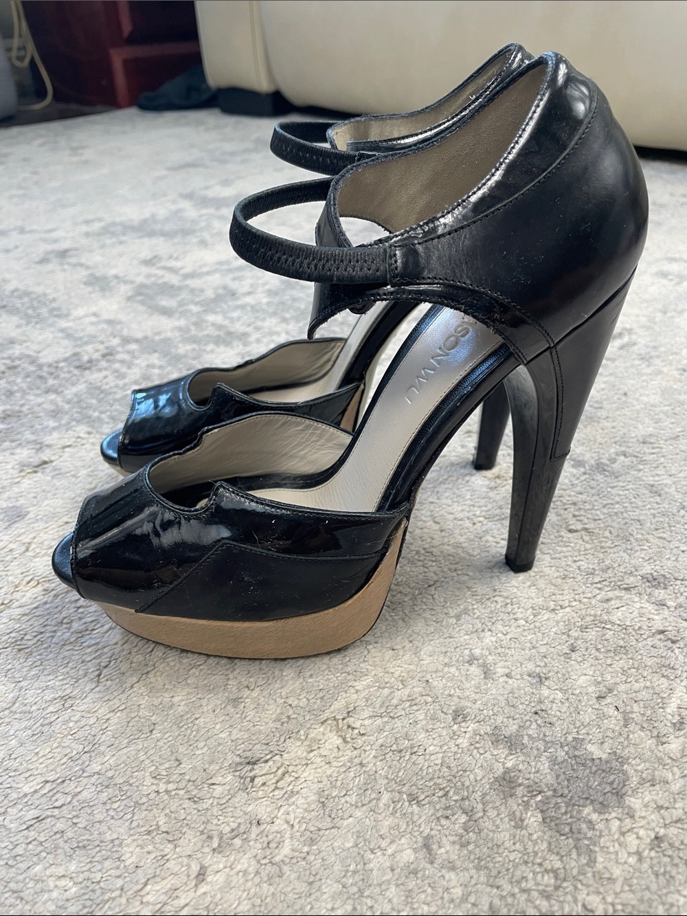 Jason Wu Black Patent Leather Peep Toe Wooden Platform Pumps Heels Sz 39.5